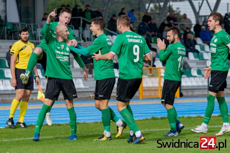 Mamy awans do III ligi! Świdnica po ponad pół wieku wraca na szczebel makroregionalny!