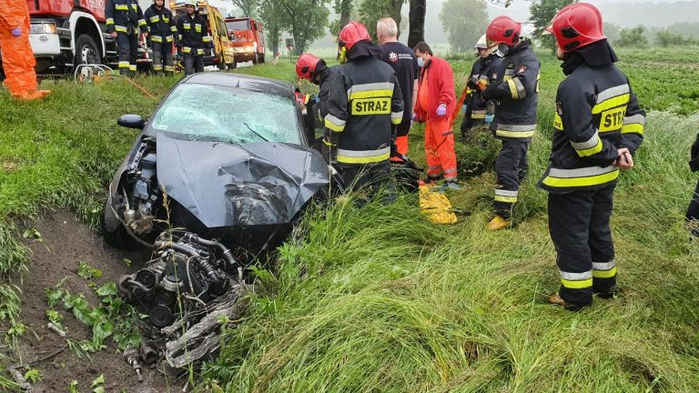 Wypadek na krajowej 35-tce koło Mokrzeszowa [FOTO]