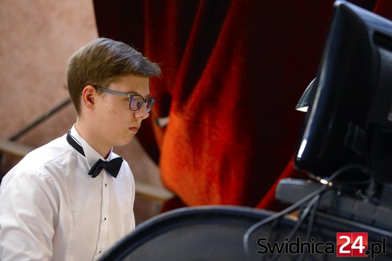 Jakub Moneta zwycięzcą I Ogólnopolskiego Konkursu Młodych Organistów