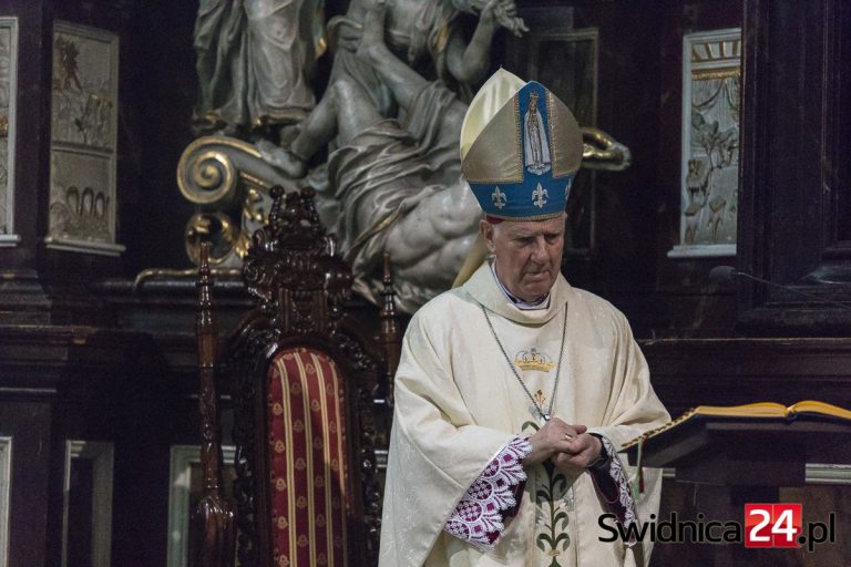 Podziękowali za posługę biskupa Ignacego Deca [FOTO]