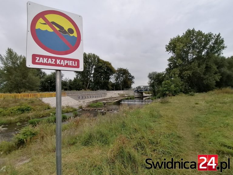 Koniec kąpieli także w rzece