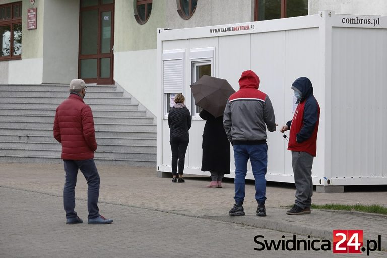 Jest odpowiedź na propozycję przeniesienia punktu wymazów. „Każdy z nas może znaleźć się w sytuacji konieczności poddania się testom”