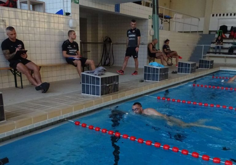 Pływacki rekord na świdnickiej krytej pływalni [FOTO]