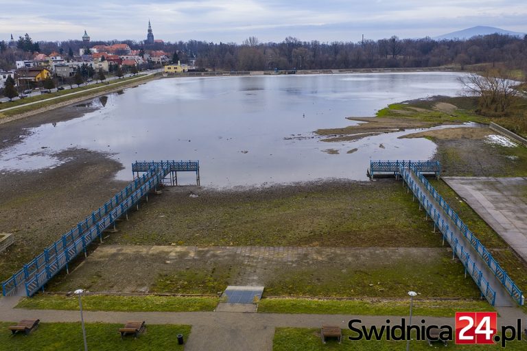 Wiosną poziom wody na zalewie Witoszówka ma wrócić do dawnego poziomu. Podpisano umowę na wykonanie remontu