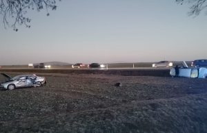 Dwoje dzieci i rodzice po wypadku zabrani do szpitala