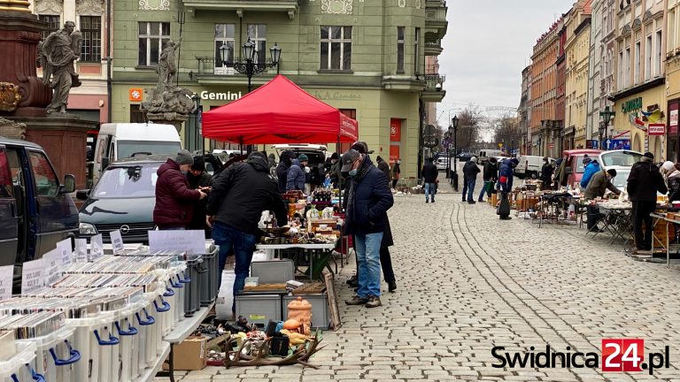 Kwietniowa giełda staroci odwołana