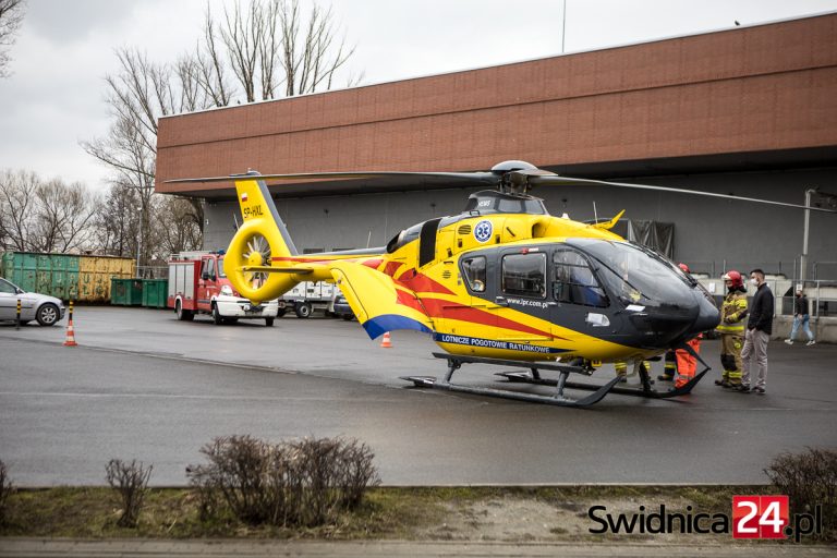 Lotnicze Pogotowie Ratunkowe po raz drugi na terenie powiatu. Lądowanie m.in. przy Galerii Świdnickiej