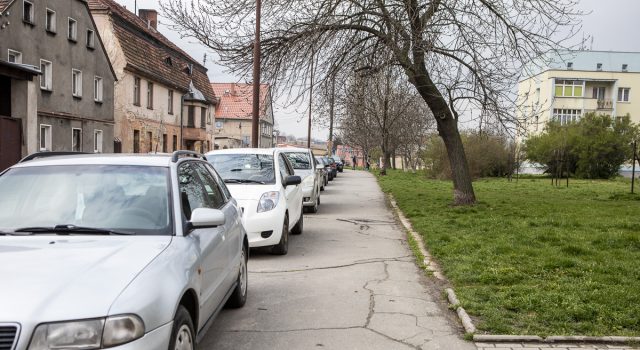 parkowanie Okrezna 2021.04.18-1