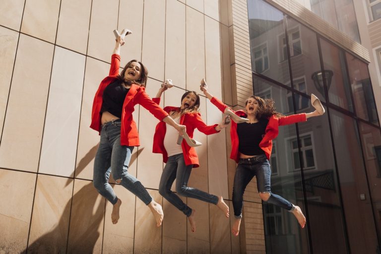 Kolejny koncert na dziedzińcu wieży ratuszowej. Energetyczne DSW już się szykują!