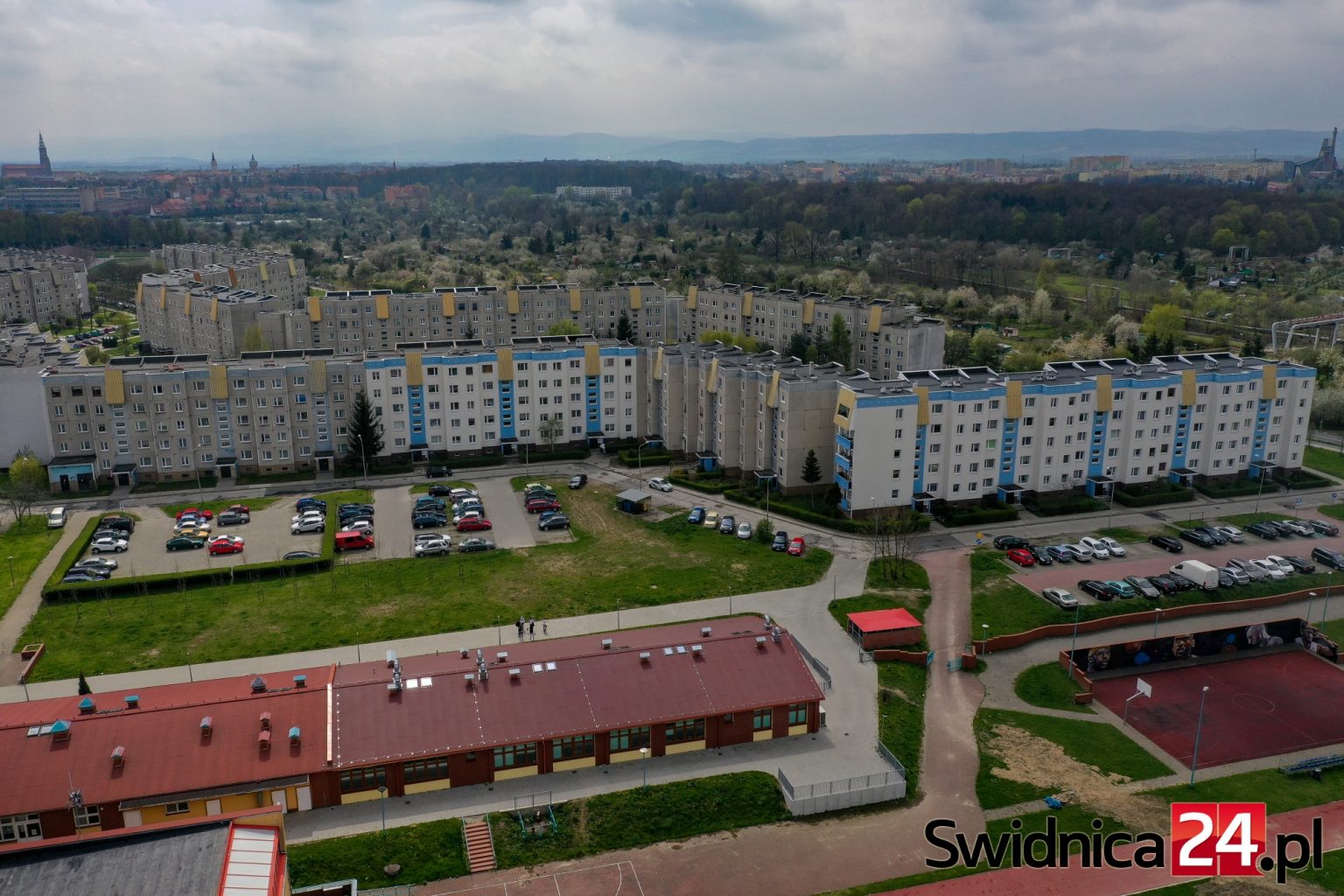dronem-nad-widnic-osiedle-zawisz-w-swidnica24-pl-wydarzenia
