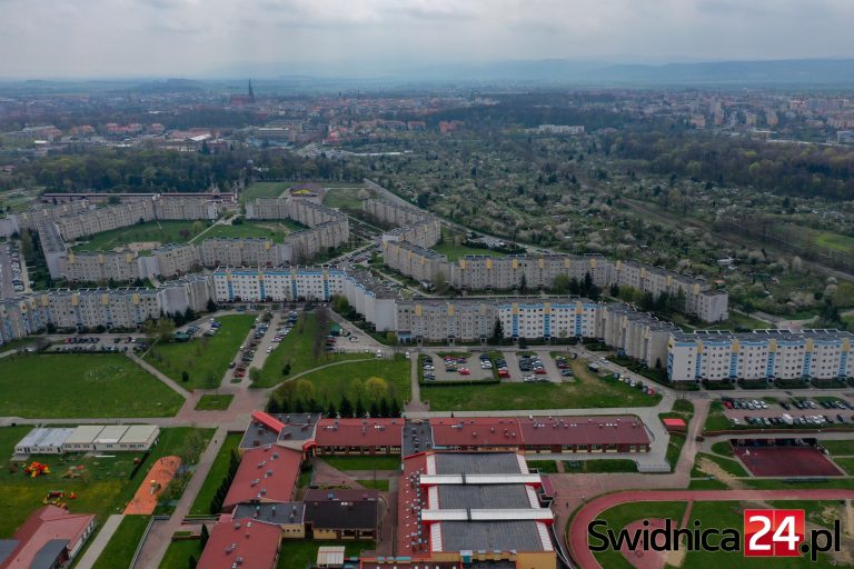 Dronem nad Świdnicą – Osiedle Zawiszów