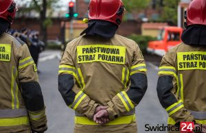 Od dzisiaj dzwoniąc pod 998 nie skontaktujesz się już ze strażakami. Obsługę zgłoszeń przejęło centrum powiadamiania ratunkowego