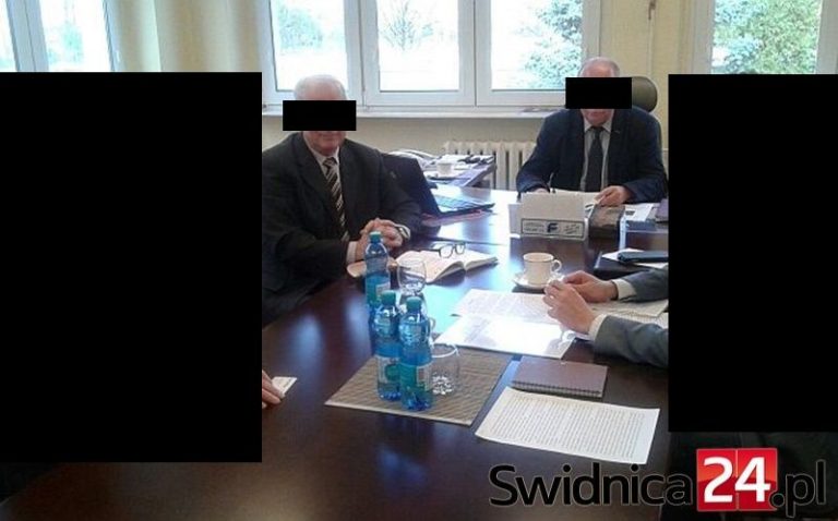 Prokuratorskie zarzuty dla 9 przedstawicieli Spółdzielni Mieszkaniowej w Świdnicy. Spółdzielcy mieli stracić prawie 600 tysięcy złotych