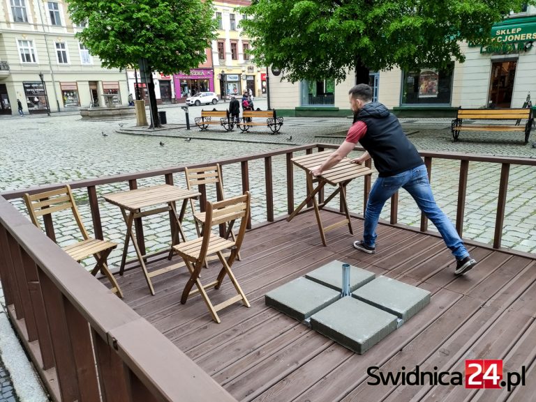 Świdniccy restauratorzy odliczają dni do zniesienia obostrzeń. Trwają przygotowania do otwarcia ogródków [FOTO]