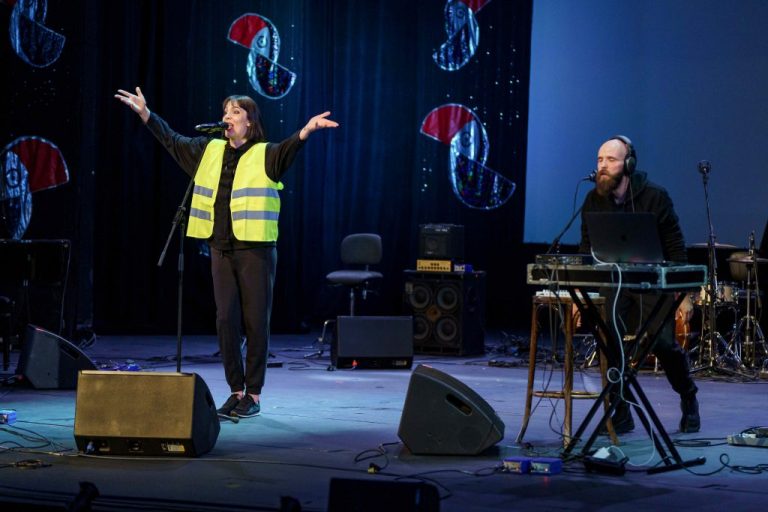 Świdnicki duet LENDA/KOZUB w finale 41. Przeglądu Piosenki Aktorskiej we Wrocławiu