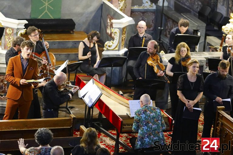 Jakub Józef Orliński i Capella Cracoviensis w świdnickim Kościele Pokoju. Przedsmak Festiwalu Bachowskiego