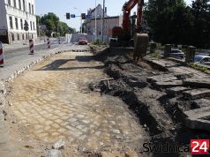 300 ton granitowej kostki wyjechało ze Świdnicy. Prezydent nie miała nic, by oferować do sprzedaży mieszkańcom