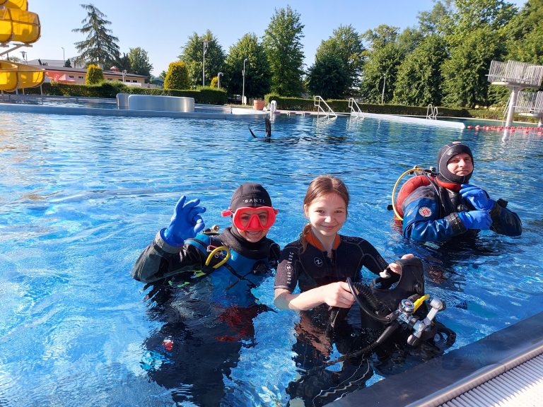 Licealiści ze Strzegomia trenowali nurkowanie