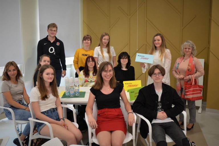 Literatura łączy pokolenia. Seniorzy oraz młodzież o twórczości Stanisława Lema