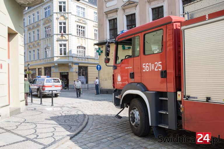 Strażacy interweniowali w budynku przy Franciszkańskiej [FOTO]