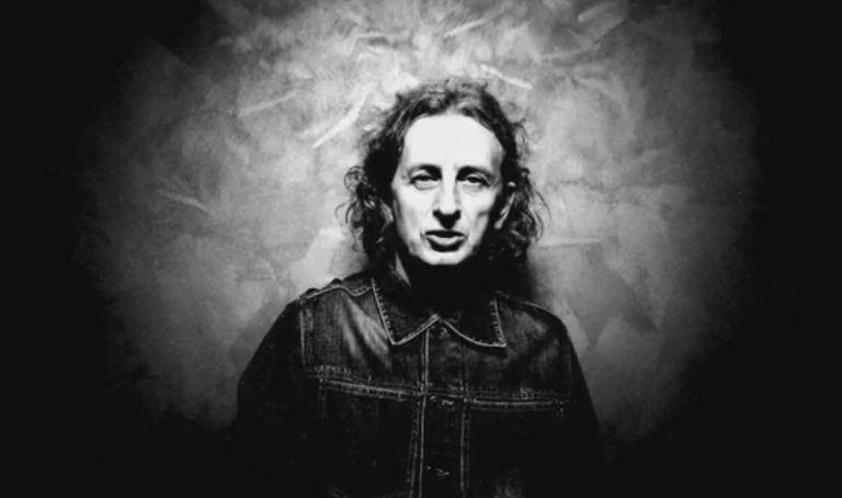 Emotywny zip. Poeta czyta wiersze z nowego tomu