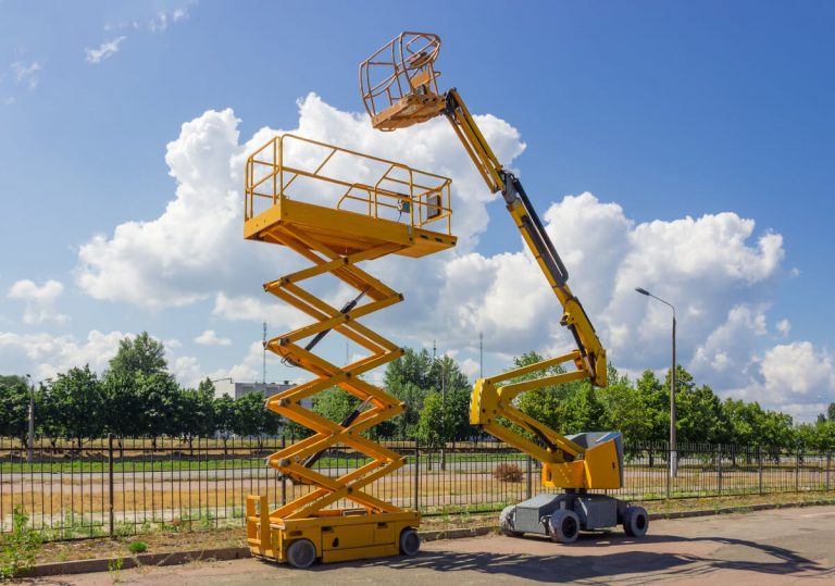 Sprzedaż czy wynajem podnośnika osobowego we Wrocławiu – poznaj ofertę GIZO