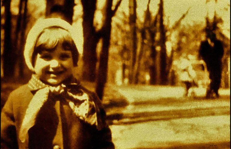 „Emotywny zip”. Nowa książka poetycka Tomasza Hrynacza