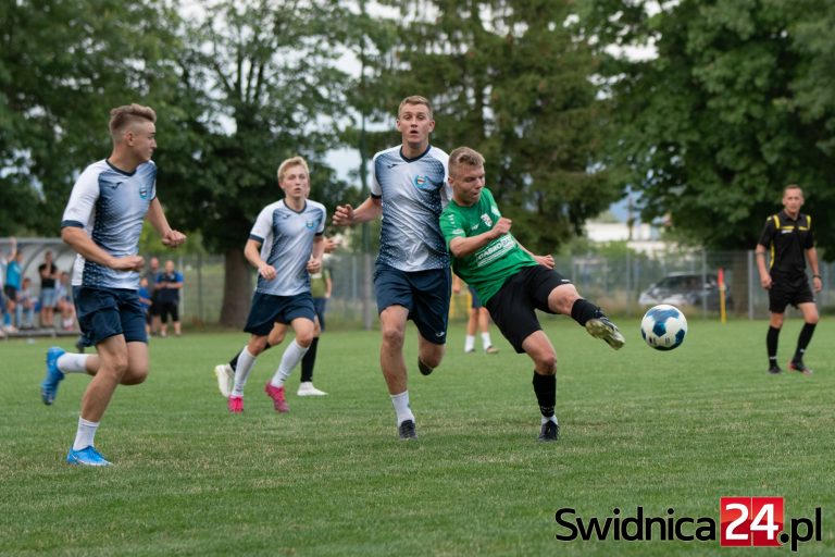 Sparingowe derby dla biało-zielonych [FOTO]