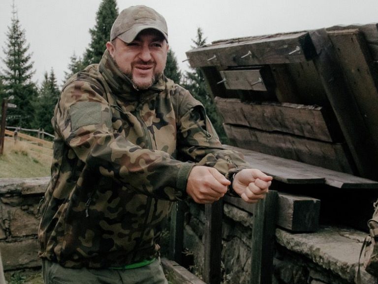 „Snajper wchodzi pierwszy”. Spotkanie autorskie z Przemysławem Wójtowiczem