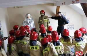 To tu najmłodsi dowiadują się, jak zachować się w razie pożaru. Ogromna popularność strażackiej sali edukacyjnej