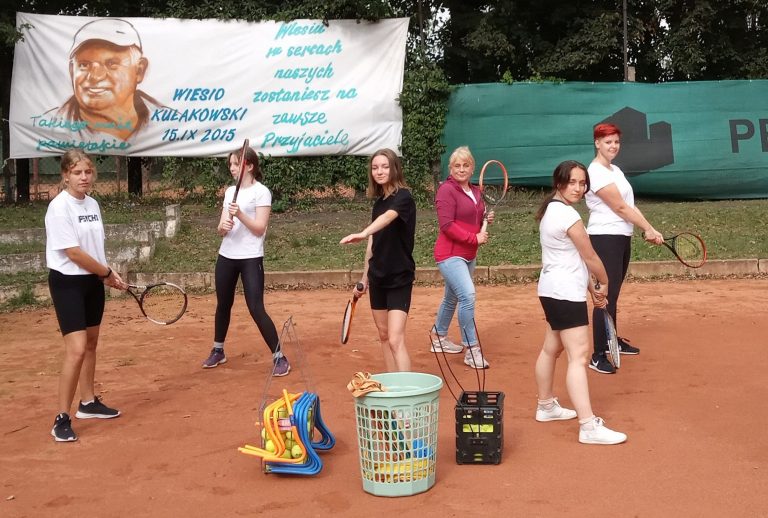 Fantastyczna akcja – darmowe zajęcia tenisa dla uczniów!
