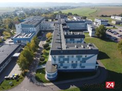 „Latawiec” chce obniżyć rachunki za prąd. Świdnicki szpital stawia na fotowoltaikę