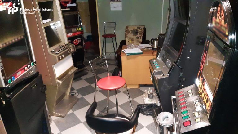 Zlikwidowali 25 nielegalnych automatów do gier hazardowych, w tym 7 w Świdnicy