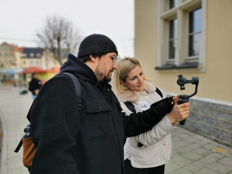 Smartfon jak profesjonalna kamera. Kręcili klip w Żarowie