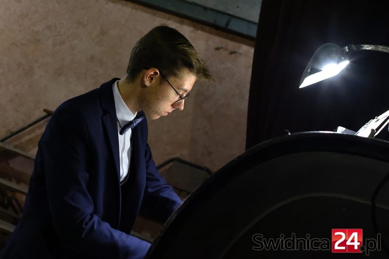 Młodzi organiści będą koncertować w świdnickiej katedrze. Już wkrótce Festiwal „Śladami Mistrzów” [PROGRAM]