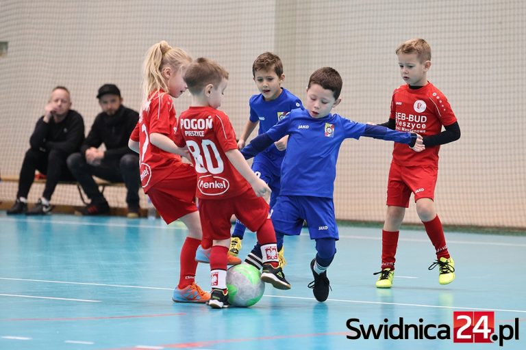 Były emocje, była piękna i zacięta walka na boisku… [FOTO]