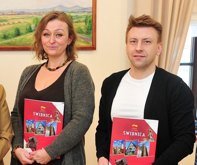 Stypendium kulturalne dla wieloletniej felietonistki Swidnica24.pl