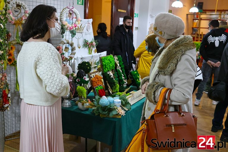 Pokazują swój talent na targu różności w świdnickim Klubie Bolko [FOTO/VIDEO]