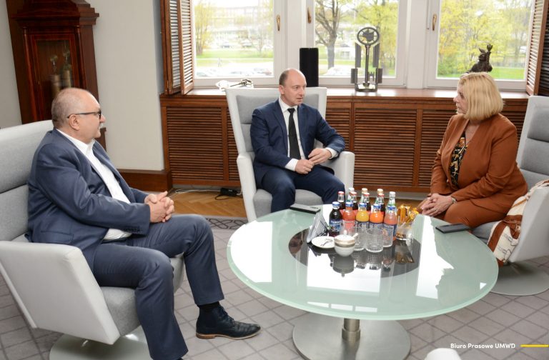 Świdnica zabierze Wałbrzychowi Wojewódzki Urząd Pracy?