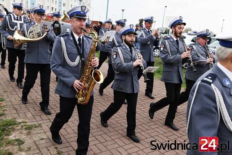 Wielka zabawa i pomoc dla chorych dzieci. Festyn policyjny przyciągnął tłumy [FOTO]