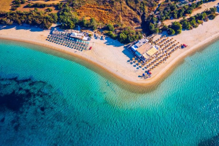 TOP 5 najpiękniejszych plaż na Sardynii na wakacje
