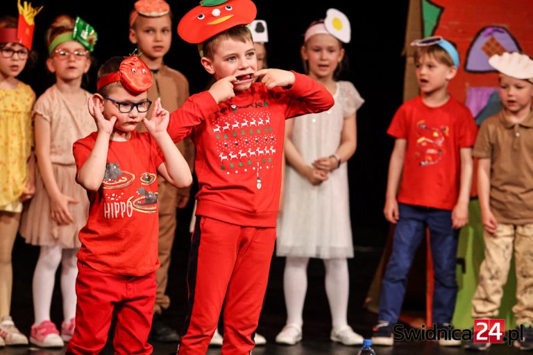Wyobraźnia bez granic. Trwają teatralne zmagania przedszkolaków [FOTO]