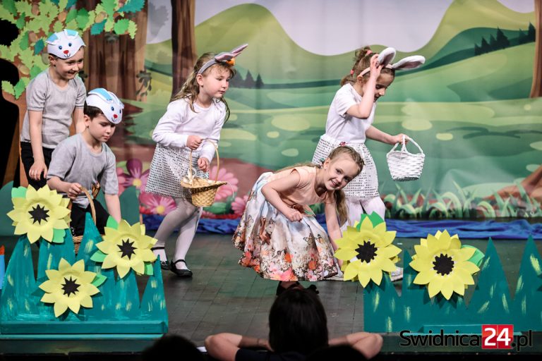 Mali aktorzy na dużej scenie. Przegląd Teatrzyków Przedszkolnych [FOTO]