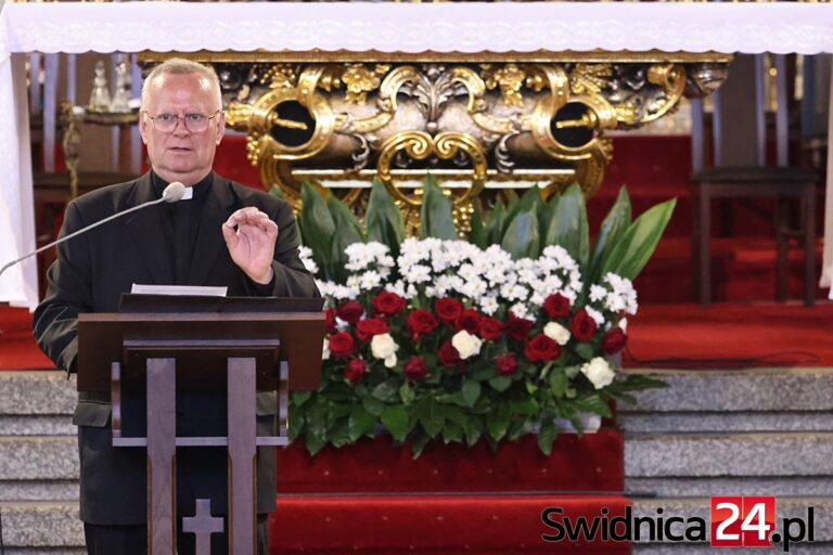 Zmiany personalne w świdnickiej katedrze. Biskup Mendyk wyznaczył nowego gospodarza 