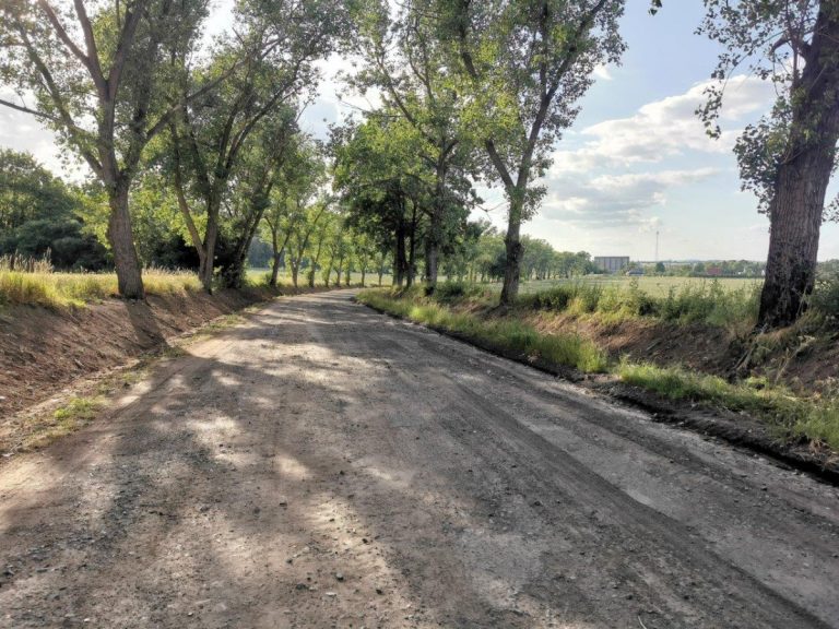 Trwa remont drogi powiatowej z Bystrzycy Górnej do Bojanic [FOTO]