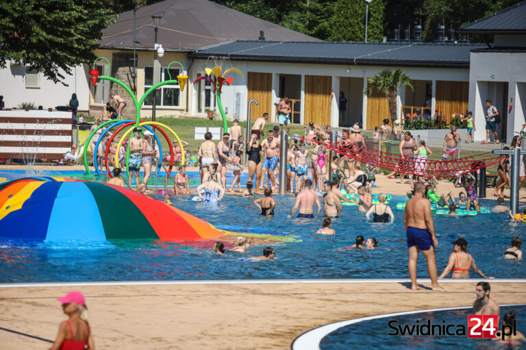 Fantastyczny czy do poprawki? Czytelnicy Swidnica24.pl oceniają zmodernizowany basen