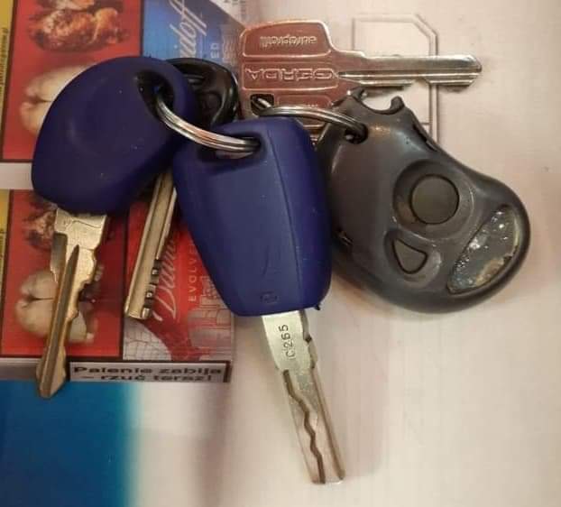 Znaleziono kluczyki samochodowe