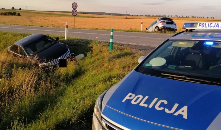 Zderzenie trzech osobówek na łączniku