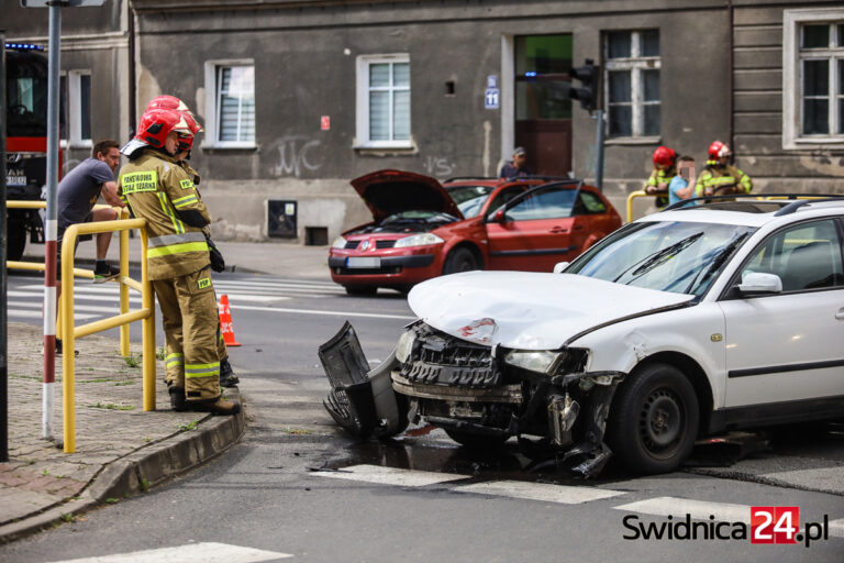 Zderzenie na Łukasińskiego [FOTO/VIDEO]