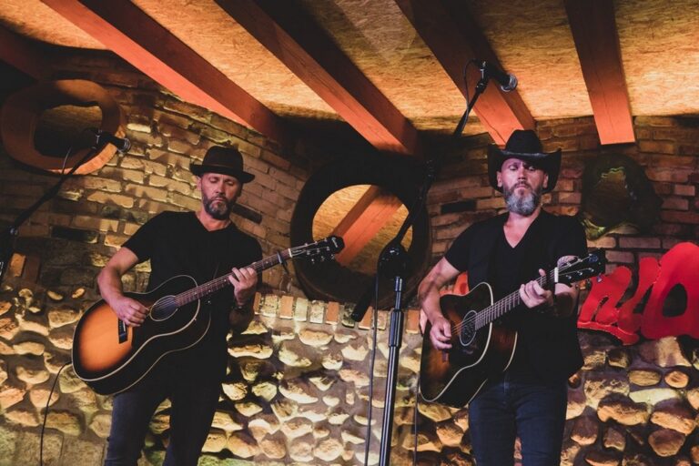 Koncert zespołu Ślad w deszczowej aurze [FOTO]